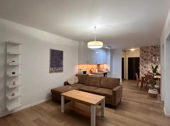 아파트 Boleslaviaapartments - Merci 1, Parking Free, Air Conditioning 볼레스와비에츠